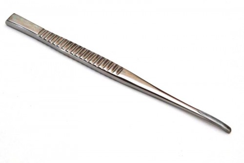 Долото с рифленой ручкой желобоватое изогнутое, 3 мм. ДМ-10 П